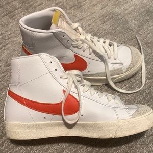 Nike blazer mid ‘77 Vntg mantra orange